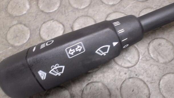Foto: BLINKERSCHALTER / KOMBISCHALTER eines Mercedes-Benz A 140 SX