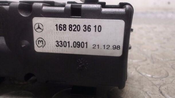 Foto: SCHALTEREINHEIT eines Mercedes-Benz A 140 SX