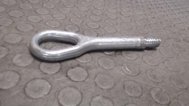 Foto: ABSCHLEPPHAKEN eines Mercedes-Benz A 140 SX