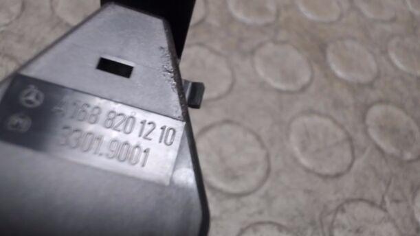 Foto: WARNBLINKSCHALTER eines Mercedes-Benz A 140 SX