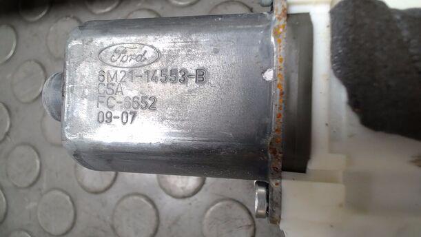 Foto: FENSTERHEBER ELEKTRISCH VORN RECHTS ( TURNIER ) eines Ford Mondeo Turnier 2.0 TDCi