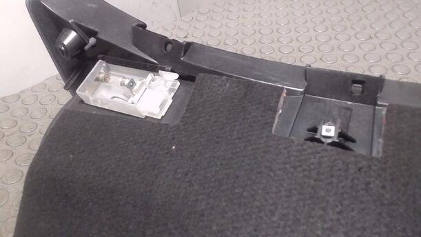 Foto: HANDSCHUHFACH eines Mercedes-Benz A 140