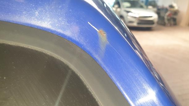Foto: HECKKLAPPE / HECKDECKEL eines Opel Corsa