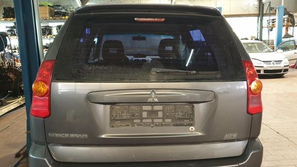 Foto: HECKKLAPPE / HECKDECKEL eines Mitsubishi Space Star 1.6