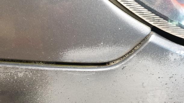 Foto: KOTFLÜGEL RECHTS eines Nissan Almera 1.5 dCi