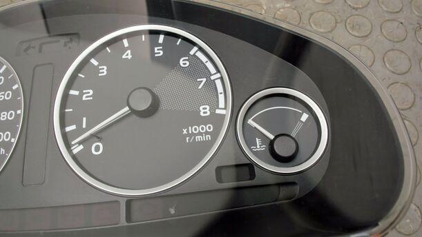 Foto: TACHOEINHEIT / KOMBIINSTRUMENT eines Mitsubishi Space Star 1.6