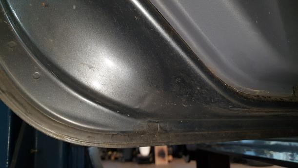 Foto: TÜR HINTEN LINKS eines Nissan Almera 1.5 dCi
