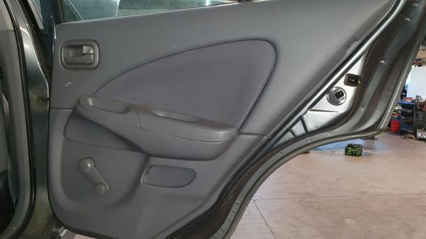 Foto: TÜR HINTEN RECHTS eines Nissan Almera 1.5 dCi