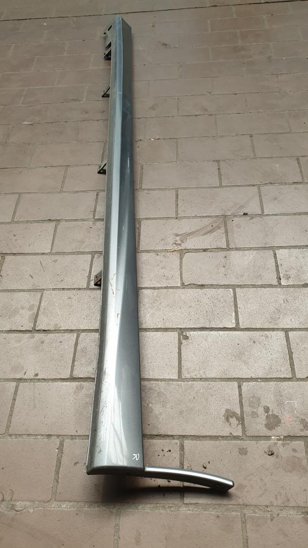 Foto: SCHWELLERBLENDE KUNSTOFF RECHTS eines Nissan Almera 1.5 dCi