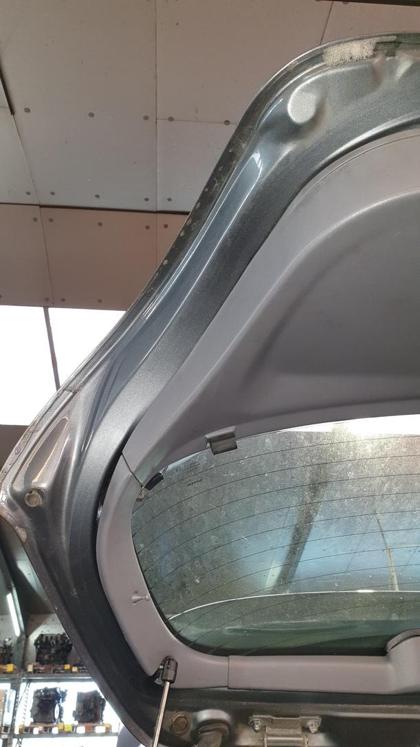 Foto: HECKKLAPPE / HECKDECKEL eines Nissan Almera 1.5 dCi
