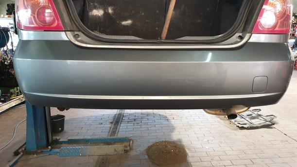 Foto: STOSSSTANGE / STOSSFÄNGER HINTEN eines Nissan Almera 1.5 dCi