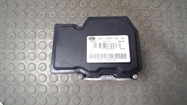 Foto: HAUPTBREMSAGGREGAT ABS eines Ford Mondeo Turnier 2.0 TDCi