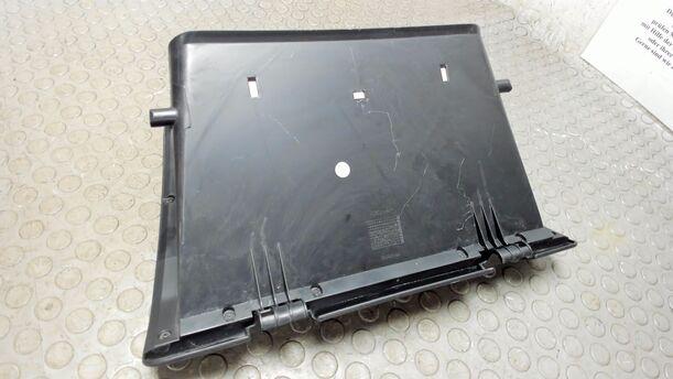 Foto: HANDSCHUHFACH eines Mitsubishi Space Star 1.6