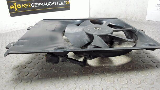 Foto: ELEKTROLÜFTER eines Mitsubishi Space Star 1.6