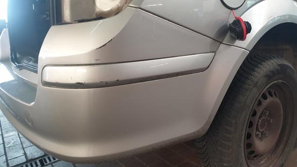 Foto: STOSSSTANGE / STOSSFÄNGER HINTEN eines Opel Astra 1.7 CDTI Caravan DPF