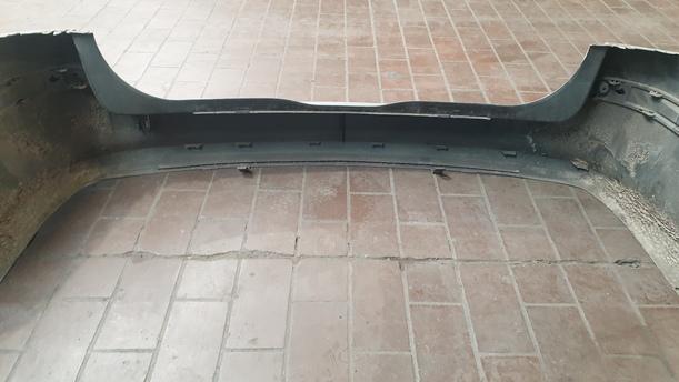 Foto: STOSSSTANGE / STOSSFÄNGER HINTEN eines Opel Astra 1.7 CDTI Caravan DPF