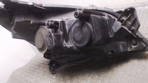 Foto: SCHEINWERFER LINKS (HELLA) eines Opel Astra 1.7 CDTI Caravan DPF