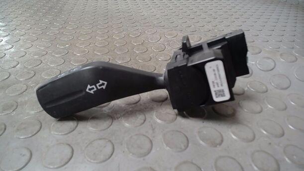 Foto: BLINKSCHALTER/ KOMBISCHALTER eines Ford Mondeo Turnier 2.0 TDCi