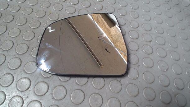 Foto: AUSSENSPIEGELGLAS LINKS/ SPIEGELGLAS LINKS eines Ford Mondeo Turnier 2.0 TDCi
