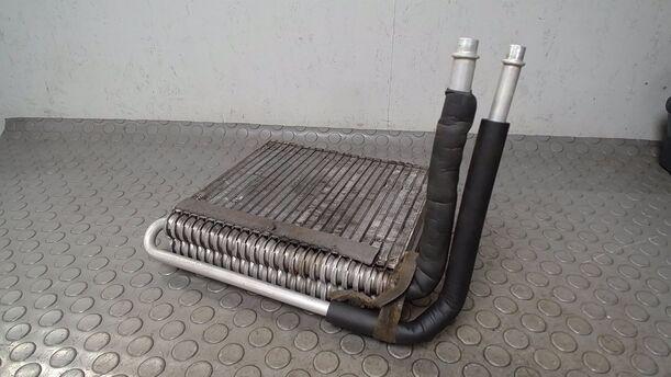 Foto: VERDAMPFER KLIMAANLAGE eines Ford Mondeo Turnier 2.0 TDCi CL