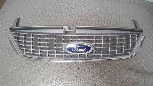 Foto: KÜHLERGRILL eines Ford Mondeo Turnier 2.0 TDCi