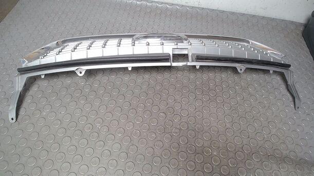 Foto: KÜHLERGRILL eines Ford Mondeo Turnier 2.0 TDCi
