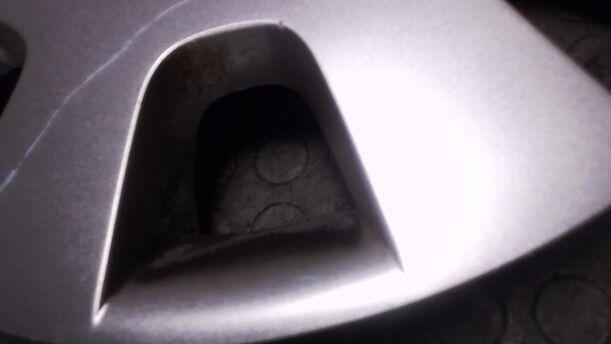 Foto: RADDECKEL / EINZELRADKAPPE 15 ZOLL eines Opel Astra 1.7 CDTI Caravan DPF