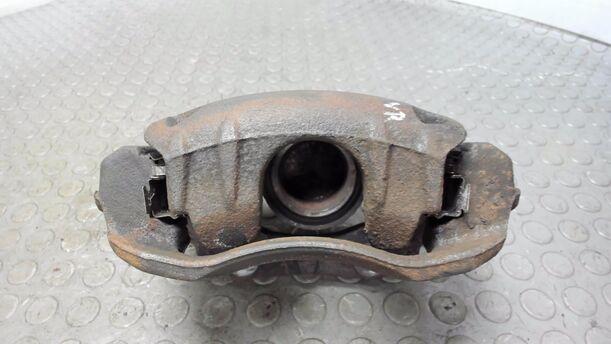 Foto: BREMSSATTEL VORNE RECHTS eines Peugeot 307 Break 110