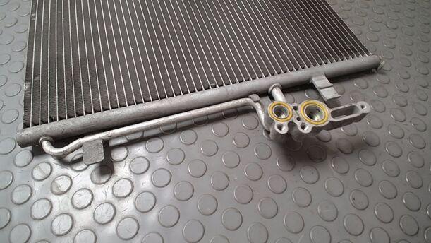Foto: KONDENSATOR KLIMAANLAGE eines Ford Mondeo Turnier 2.0 TDCi