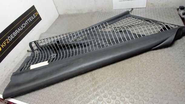 Foto: KOFFERRAUMNETZ / GEPÄCKNETZ eines Peugeot 307 Break 110