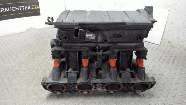 Foto: ANSAUGKRÜMMER eines Peugeot 307 Break 110