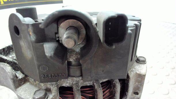 Foto: LICHTMASCHINE / GENERATOR eines Peugeot 307 Break 110
