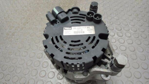 Foto: LICHTMASCHINE / GENERATOR eines Peugeot 307 Break 110
