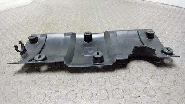 Foto: MOTORABDECKUNG OBEN eines Peugeot 307 Break 110
