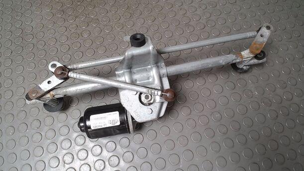 Foto: SCHEIBENWISCHERMOTOR VORN eines Opel Corsa 1.2 16V