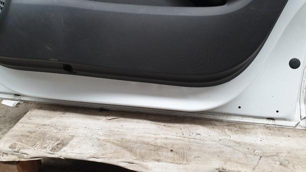Foto: TÜR VORNE RECHTS eines Renault Twingo SCe 70