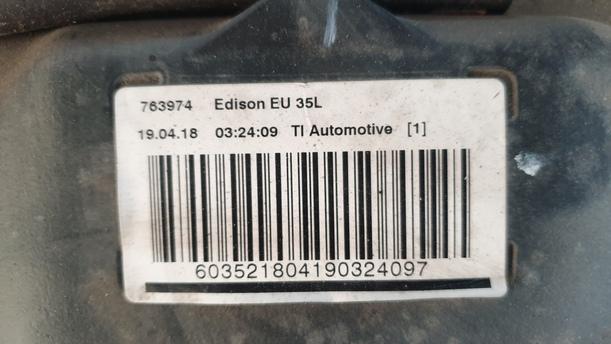 Foto: KRAFTSTOFFTANK ( 35 LITER ) eines Renault Twingo SCe 70