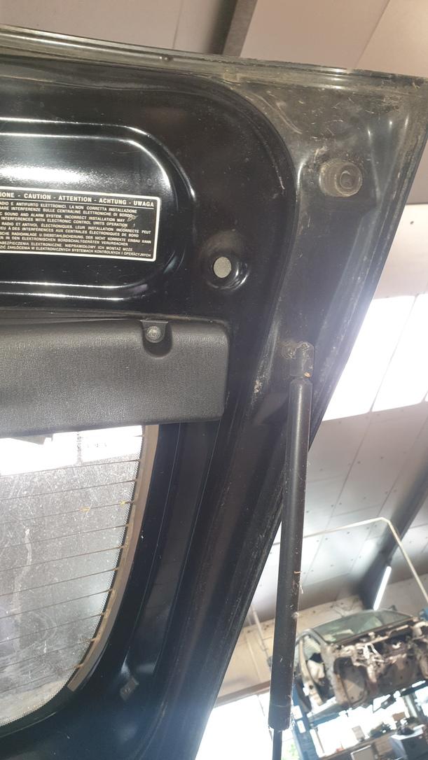 Foto: HECKKLAPPE / HECKDECKEL eines Fiat Seicento 1.1