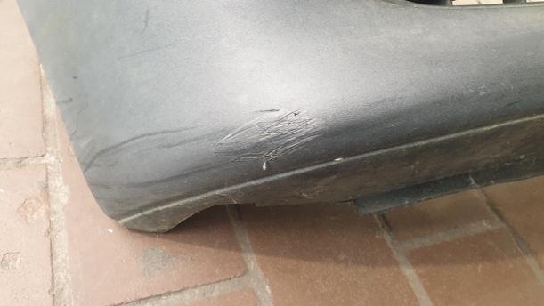 Foto: STOSSFÄNGER / STOßSTANGE VORNE UNLACKIERT eines Fiat Seicento 1.1