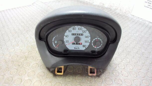 Foto: TACHOEINHEIT / KOMBIINSTRUMENT eines Fiat Seicento 1.1
