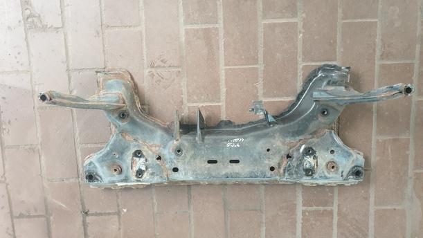 Foto: VORDERACHSTRÄGER / ACHSE VORN eines Ford Fiesta 1.6 TDCi