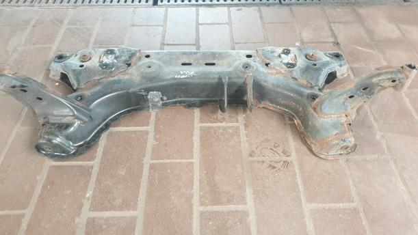 Foto: VORDERACHSTRÄGER / ACHSE VORN eines Ford Fiesta 1.6 TDCi