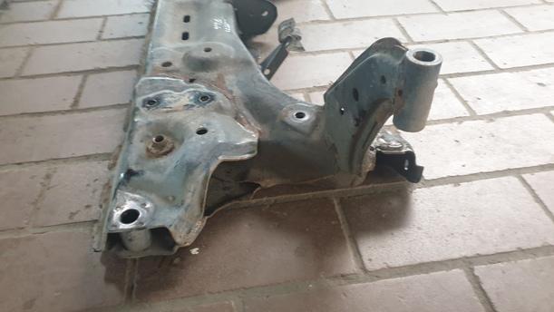 Foto: VORDERACHSTRÄGER / ACHSE VORN eines Ford Fiesta 1.6 TDCi
