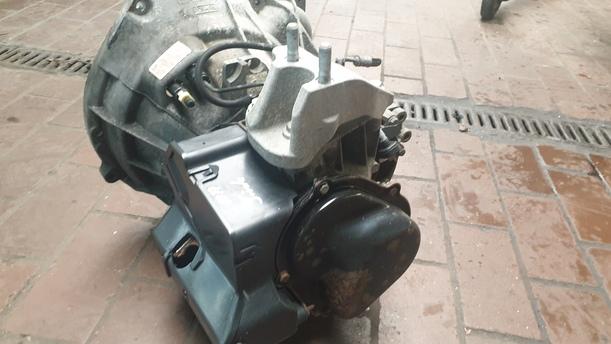 Foto: SCHALTGETRIEBE 5-GANG P8A6R7002FL eines Ford Fiesta 1.6 TDCi