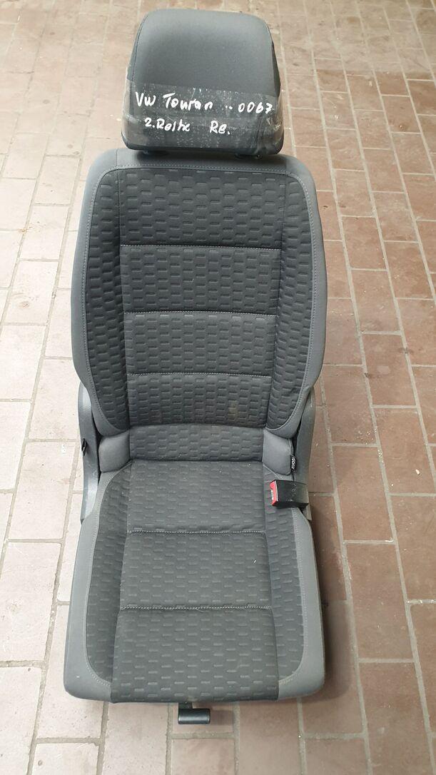 Foto: SITZ 2. REIHE RECHTS eines VW Touran 1.9 TDI