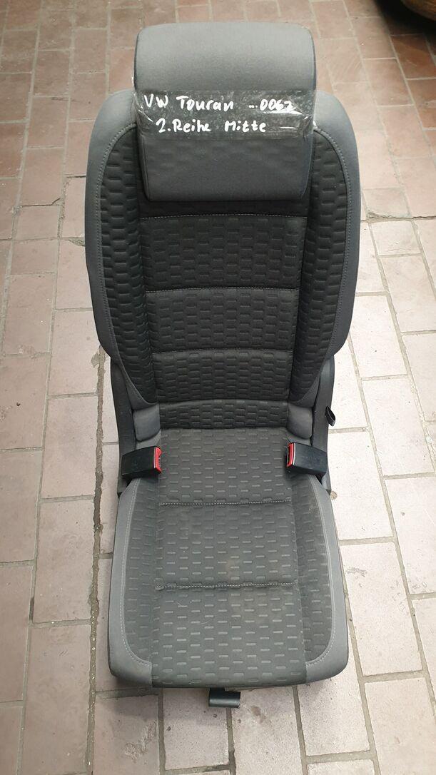 Foto: SITZ 2. REIHE MITTE eines VW Touran 1.9 TDI