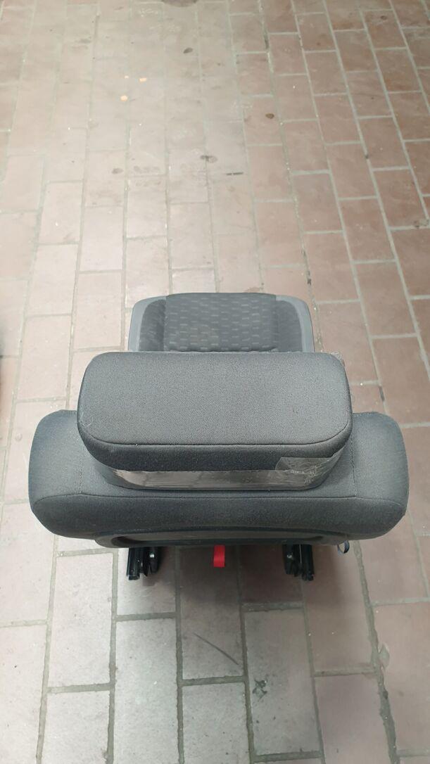 Foto: SITZ 2. REIHE MITTE eines VW Touran 1.9 TDI