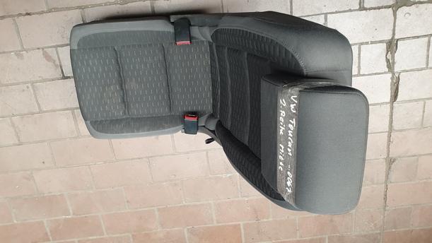 Foto: SITZ 2. REIHE MITTE eines VW Touran 1.9 TDI