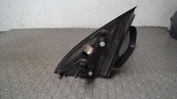 Foto: AUSSENSPIEGEL MECHANISCH VERSTELLBAR RECHTS eines Opel Corsa 1.2 16V