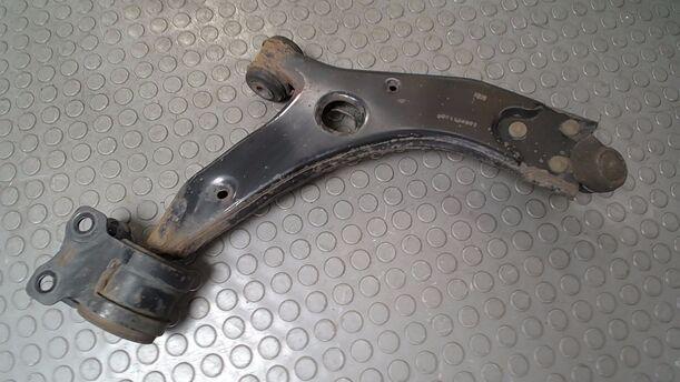 Foto: QUERLENKER VORN LINKS eines Ford Focus 1.6 16V